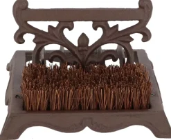 Brosse à chaussures avec grattoir en fonte
