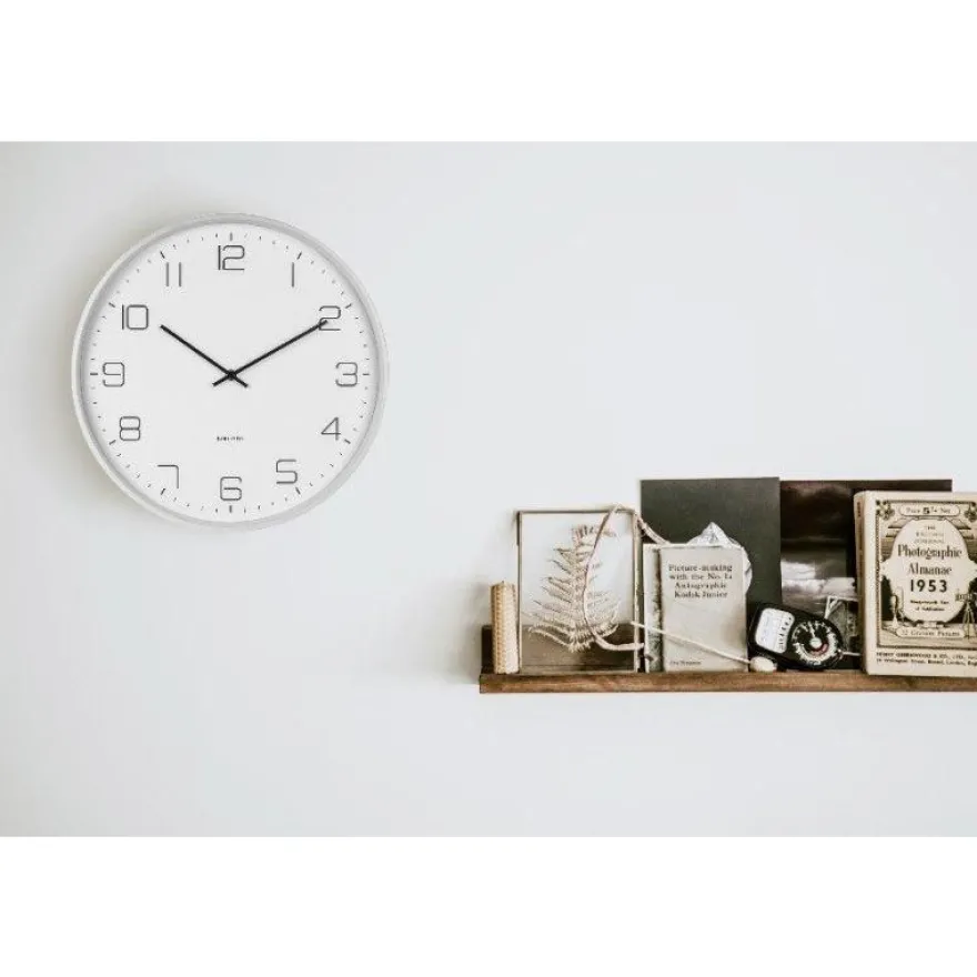 Horloge en métal mat Lofty (Blanc)