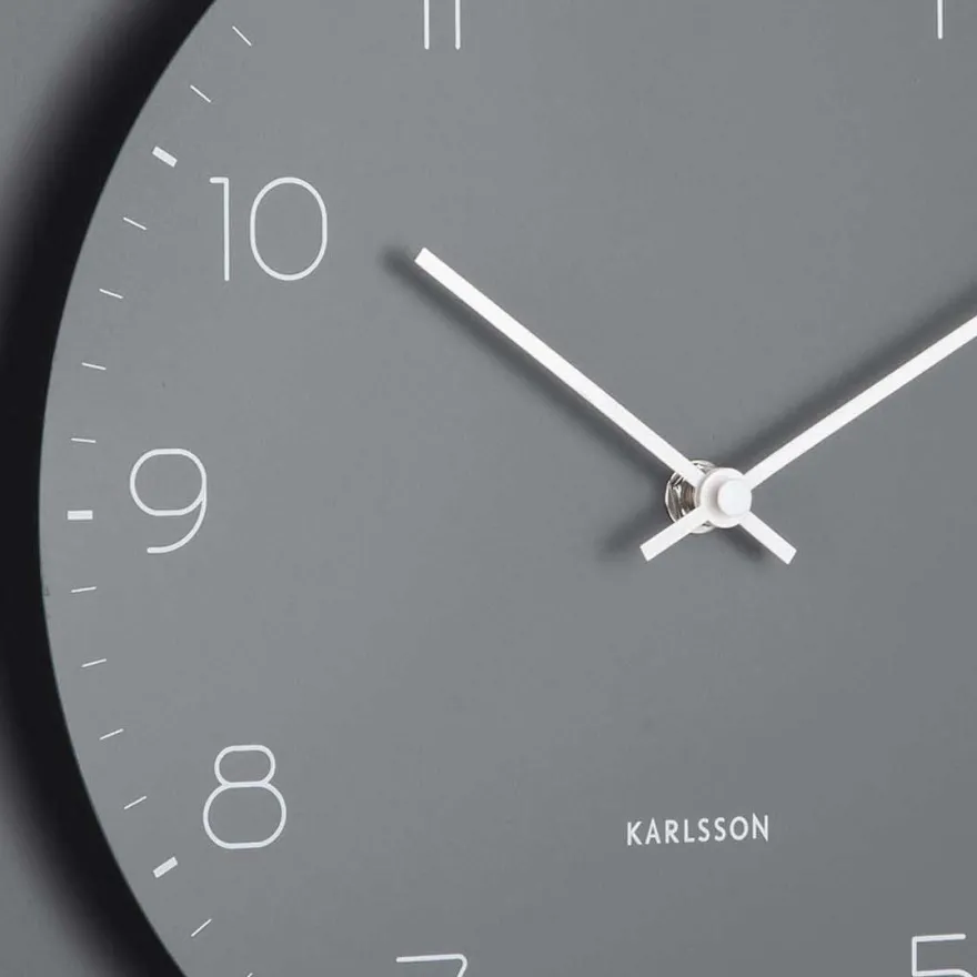 Horloge murale en métal Dual Disc (Gris foncé)