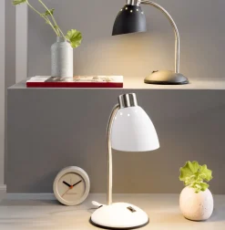 Lampe à poser en métal mat Dorm (Blanc)