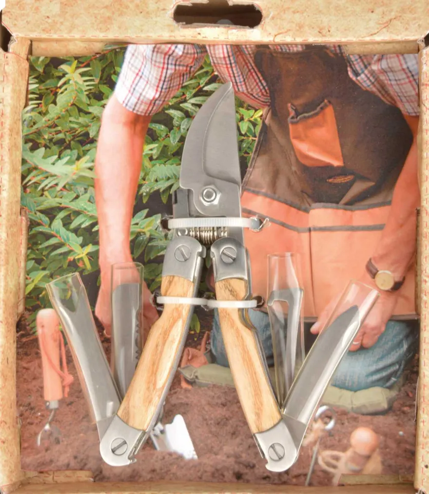 Multi-outils en acier inoxydable et bois de frêne