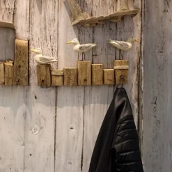 Patère avec oiseaux sur troncs