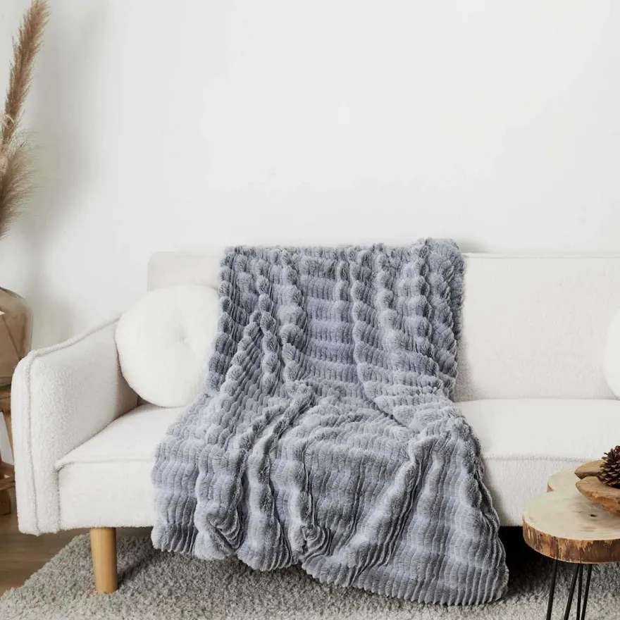 Plaid en polyester imitation fourrure Opulence 120 x 150 cm