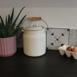 Pot à lait en émail Classic15 x 20 cm (Crème)