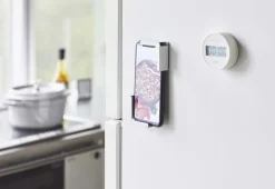 Support smartphone et tablette pour frigo Tower