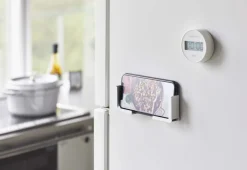 Support smartphone et tablette pour frigo Tower