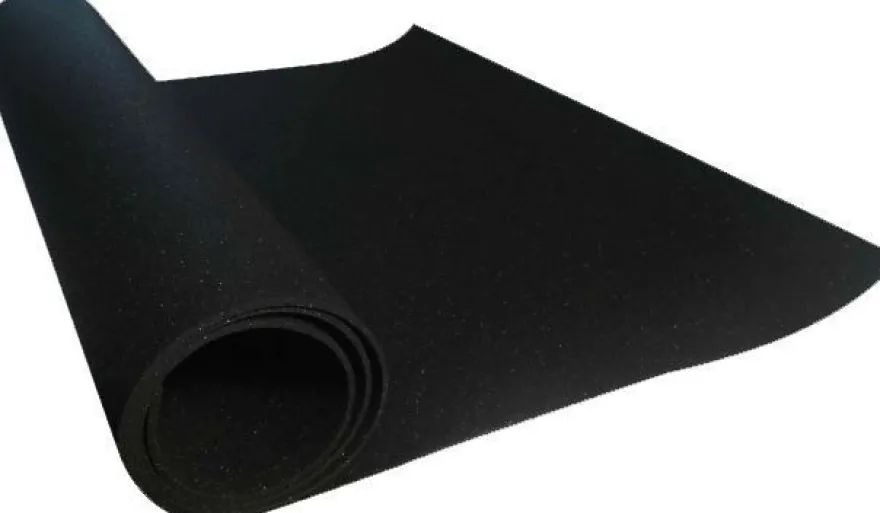 Tapis de protection barbecue en caoutchouc recyclé (150x90 cm)