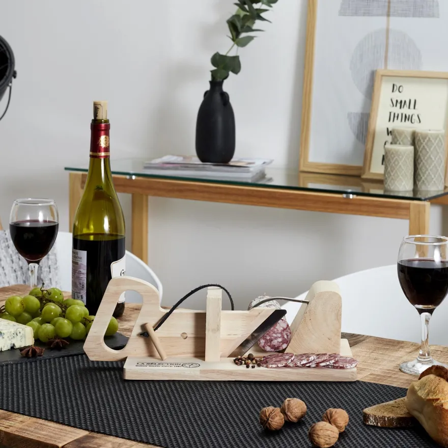 Trancheuse à charcuterie en bois